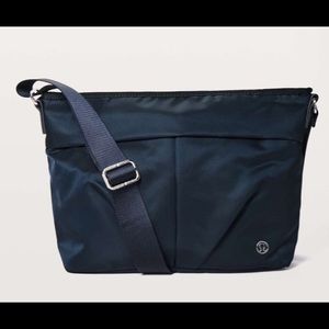 Lululemon City Adventurer Navy Crossbody bag purse